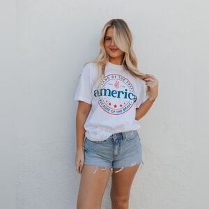 NWT Comfort Colors "Land Of The Free Graphic T-Shirt" 💯% Cotton🤍 Sz Large